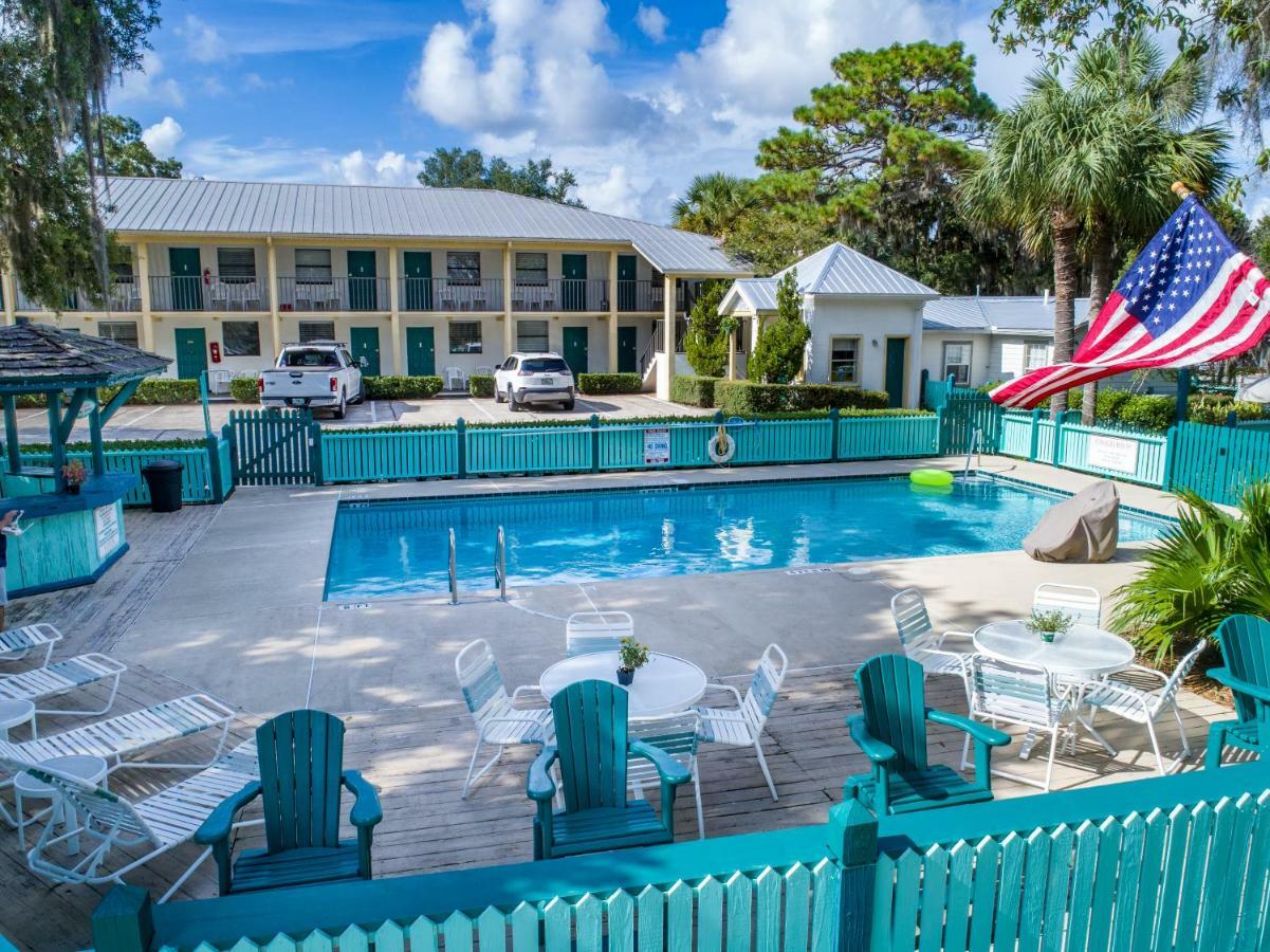 Steinhatchee River Inn And Marina Kültér fotó